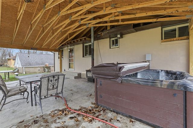 30 Robb Ln, Union Twp, PA 15332