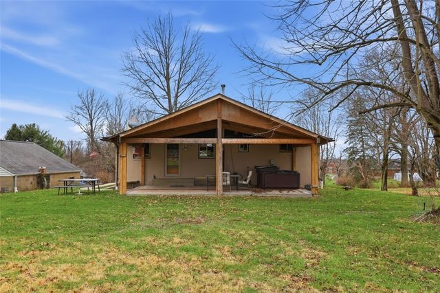 30 Robb Ln, Union Twp, PA 15332