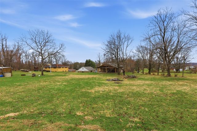 30 Robb Ln, Union Twp, PA 15332