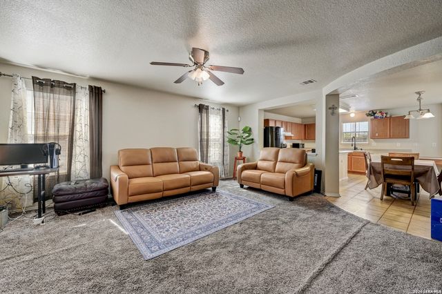 7 Bedford Bay, San Antonio, TX 78239