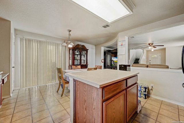 7 Bedford Bay, San Antonio, TX 78239