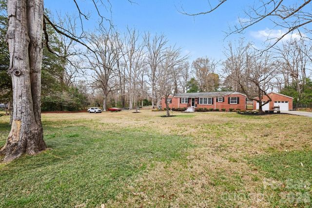 704 Marion Sims Drive, Lancaster, SC 29720