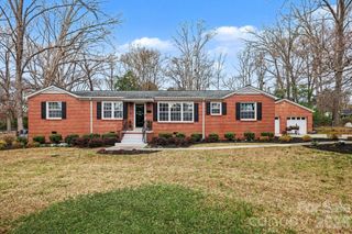 704 Marion Sims Drive, Lancaster, SC 29720