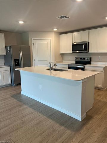 532 Ilaria CT, Lehigh Acres, FL 33936