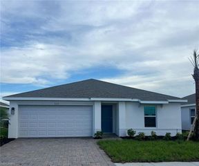 532 Ilaria CT, Lehigh Acres, FL 33936