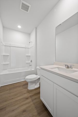 831 Meadowbrook Lane, Summerville, SC 29486
