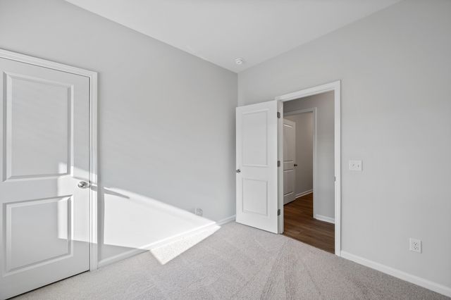 831 Meadowbrook Lane, Summerville, SC 29486