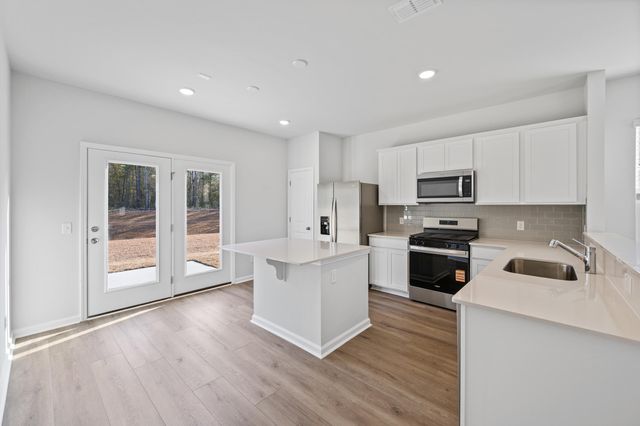 831 Meadowbrook Lane, Summerville, SC 29486