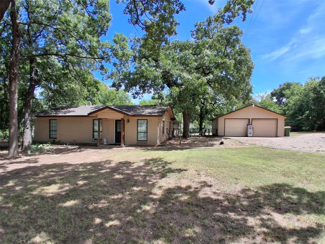 6209 Baker Lane, Alvarado, TX 76009