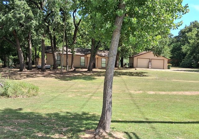 6209 Baker Lane, Alvarado, TX 76009