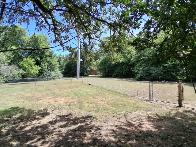 6209 Baker Lane, Alvarado, TX 76009
