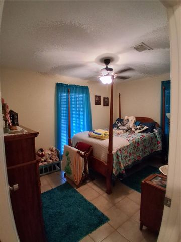 6209 Baker Lane, Alvarado, TX 76009