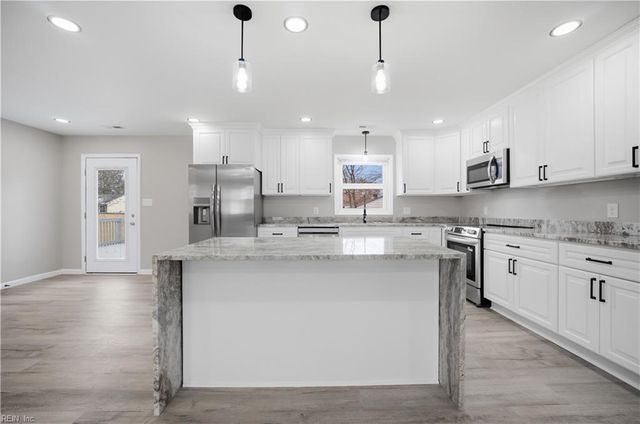 4817 81st ST, Hampton, VA 23605