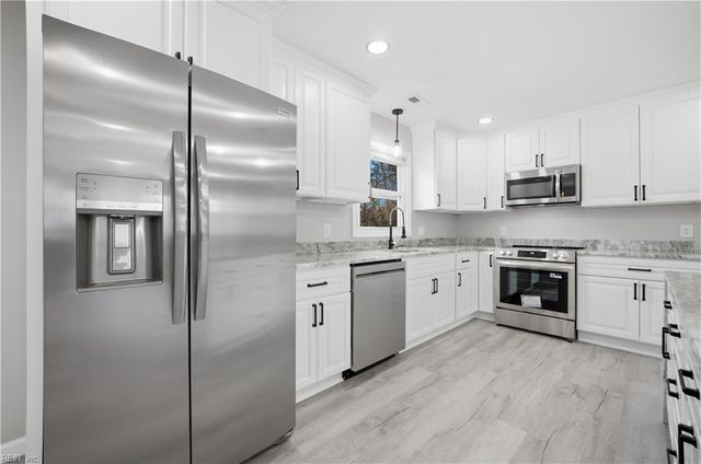 4817 81st ST, Hampton, VA 23605