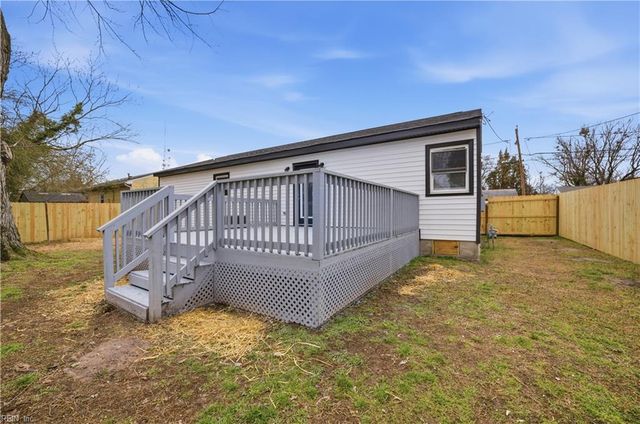 4817 81st ST, Hampton, VA 23605