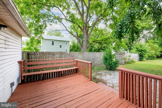 104 WOLCOTT ST, Harrington, DE 19952