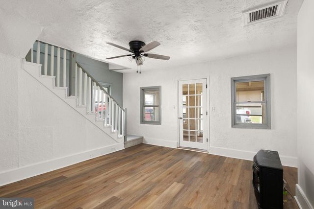 104 WOLCOTT ST, Harrington, DE 19952