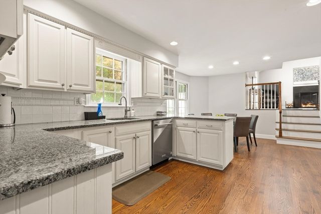 1 Partridge Hill, Sharon, MA 02067