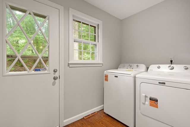 1 Partridge Hill, Sharon, MA 02067