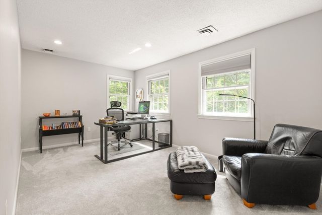 1 Partridge Hill, Sharon, MA 02067