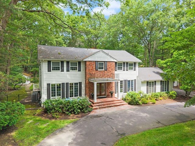 1 Partridge Hill, Sharon, MA 02067