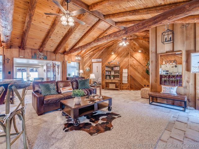 370 N BK 1600 Road, Stigler, OK 74462