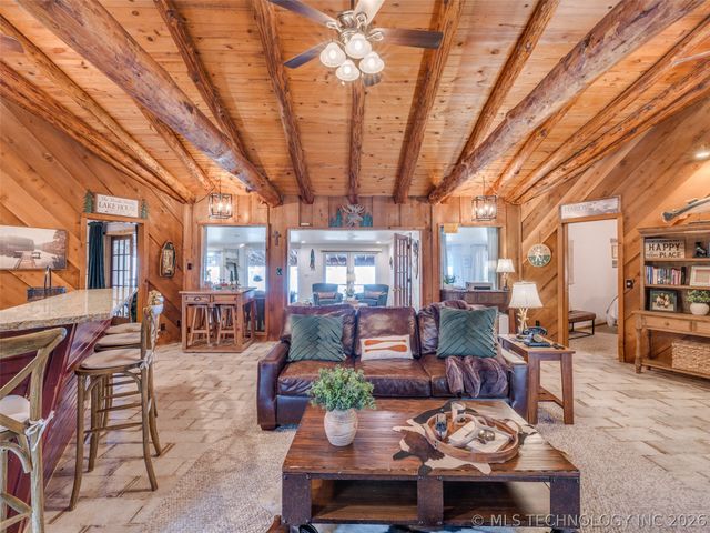 370 N BK 1600 Road, Stigler, OK 74462