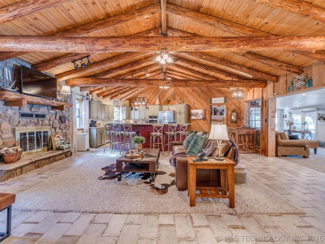 370 N BK 1600 Road, Stigler, OK 74462