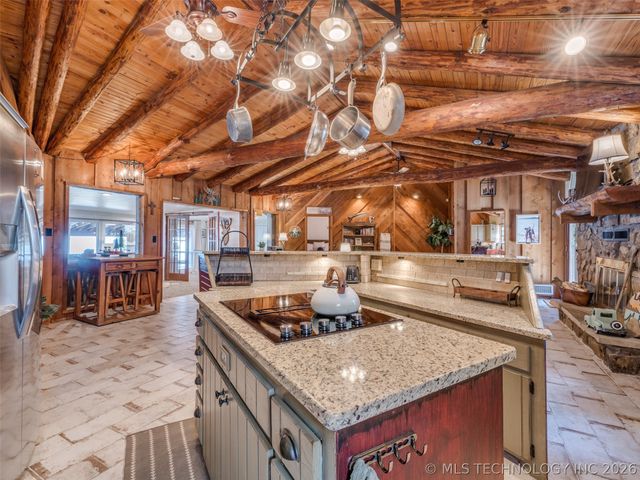 370 N BK 1600 Road, Stigler, OK 74462