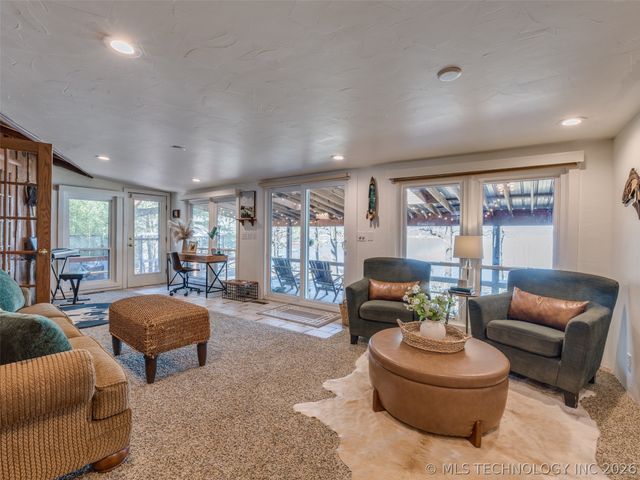 370 N BK 1600 Road, Stigler, OK 74462