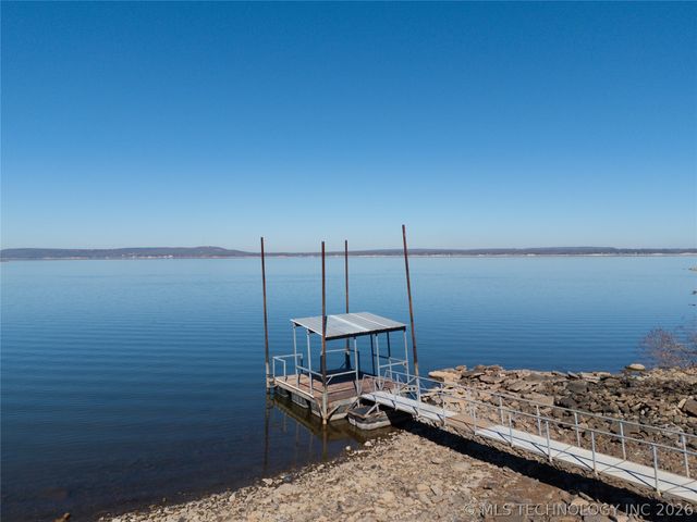 370 N BK 1600 Road, Stigler, OK 74462