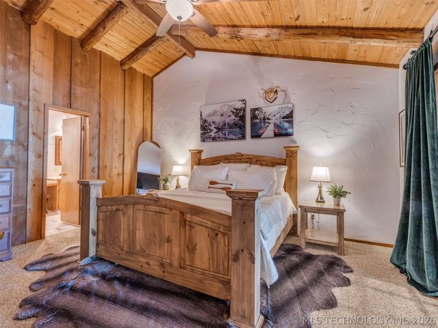 370 N BK 1600 Road, Stigler, OK 74462