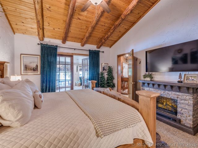 370 N BK 1600 Road, Stigler, OK 74462