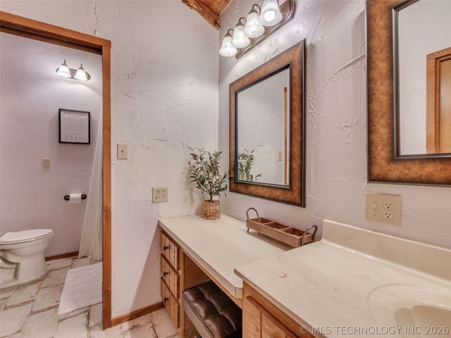 370 N BK 1600 Road, Stigler, OK 74462