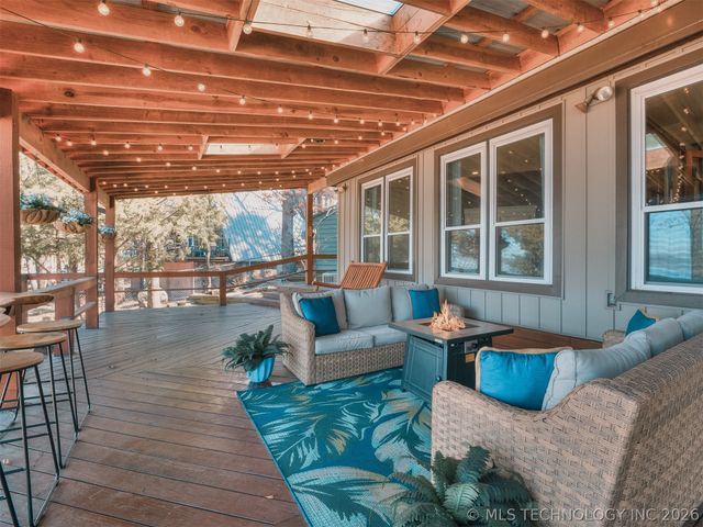 370 N BK 1600 Road, Stigler, OK 74462