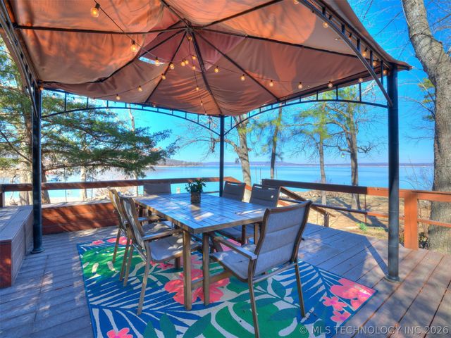 370 N BK 1600 Road, Stigler, OK 74462