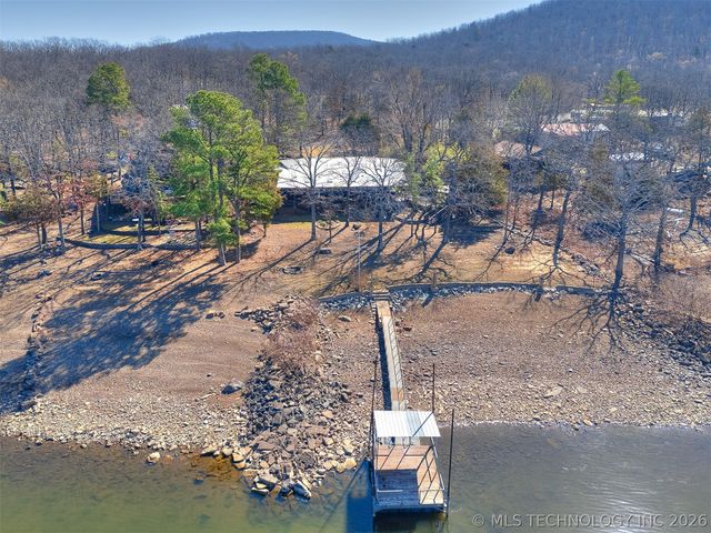 370 N BK 1600 Road, Stigler, OK 74462