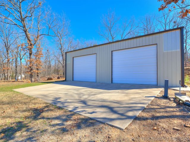 370 N BK 1600 Road, Stigler, OK 74462