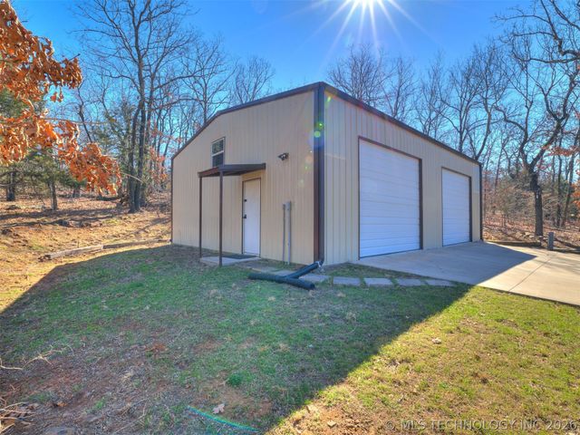 370 N BK 1600 Road, Stigler, OK 74462