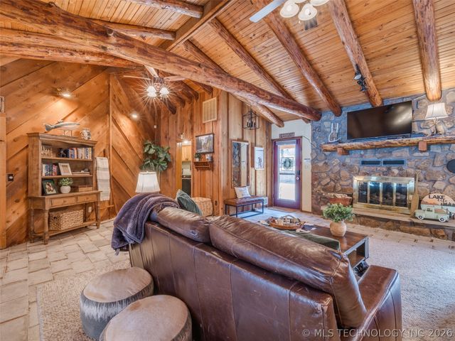 370 N BK 1600 Road, Stigler, OK 74462