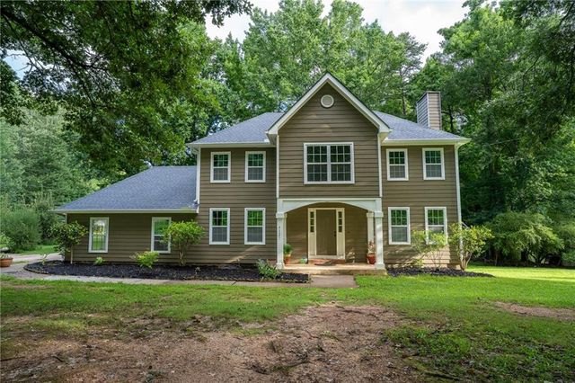 4121 Willow Walk SW, Lilburn, GA 30047