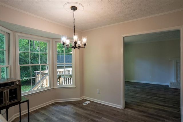 4121 Willow Walk SW, Lilburn, GA 30047
