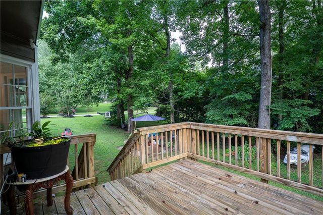 4121 Willow Walk SW, Lilburn, GA 30047
