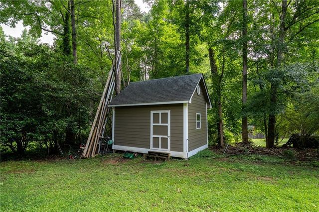 4121 Willow Walk SW, Lilburn, GA 30047