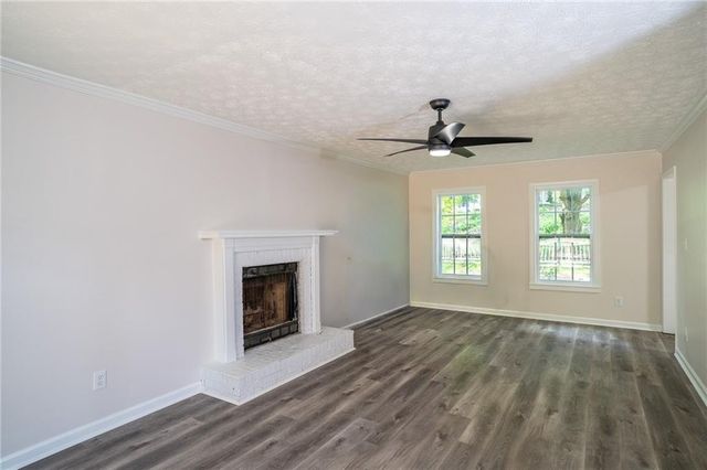 4121 Willow Walk SW, Lilburn, GA 30047