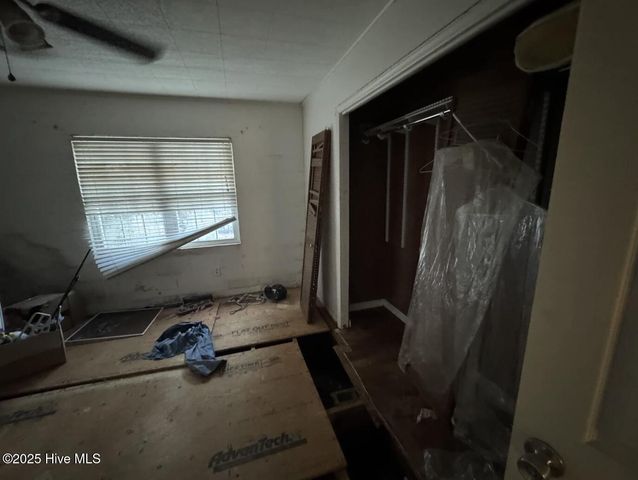 105 NE 67th Street, Oak Island, NC 28465