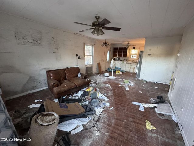 105 NE 67th Street, Oak Island, NC 28465