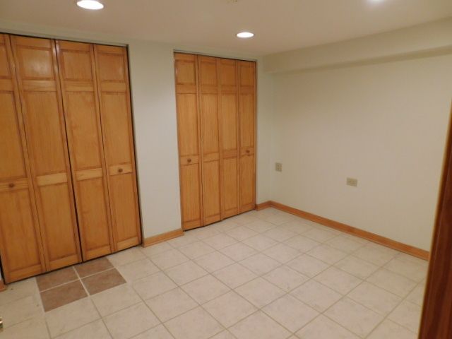 432 S Michigan Avenue, Villa Park, IL 60181