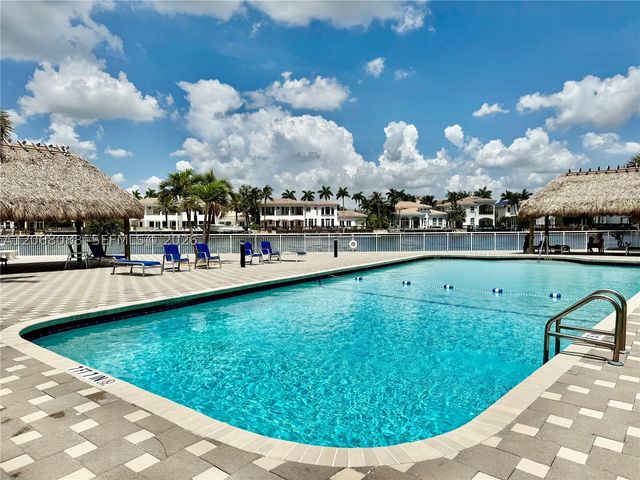 1600 S Ocean Dr 14F, Hollywood, FL 33019