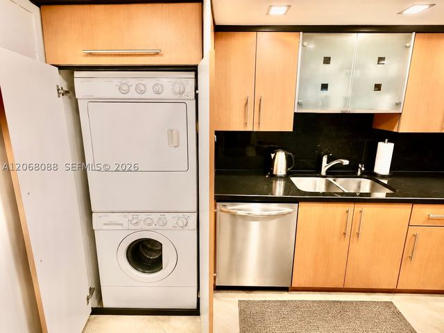 1600 S Ocean Dr 14F, Hollywood, FL 33019